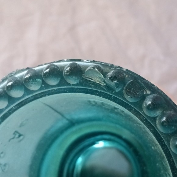 Hemingray No. 16 insulator light blue green & pointed drip points Fair condition - Picture 4 of 7